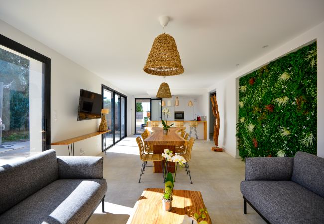 Villa in Saint-Pierre-Quiberon -   Villa YANG Villa in Saint-Pierre-Quiberon -   Villa YANG