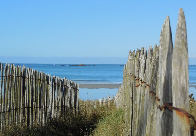 Maison à Saint-Pierre-Quiberon -   Villa YIN Maison à Saint-Pierre-Quiberon -   Villa YIN